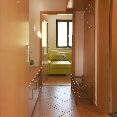 Hradecanka Apartment Spindleruv Mlyn